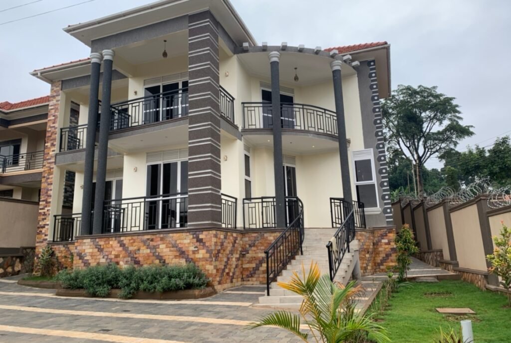 This-new-house-for-quick-sale-in-Kiwatule-Kampala-34-1-1170×785